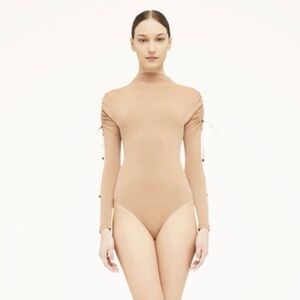 WOLFORD Women's Crepe Jersey
Bodysuit Long Sleeve Sz M in Almond